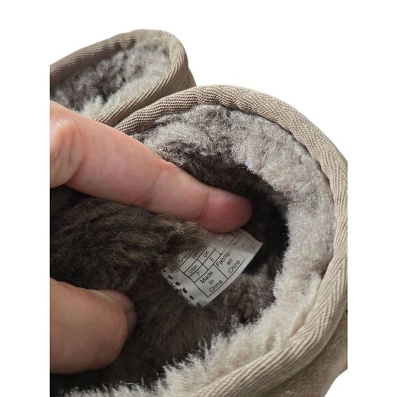 UGG Classic Short Boot ll Boot Burnt Gray  Size 7 Shearling Suede Pull On Bootie - Picture 6 of 7
